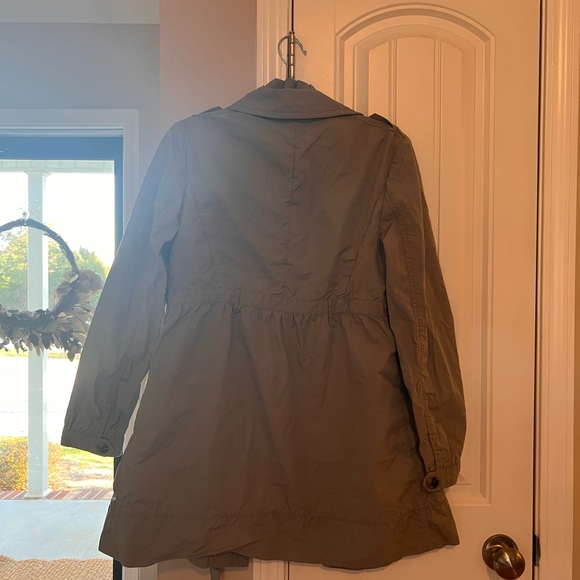 Loft Jacket - Picture 3 of 3